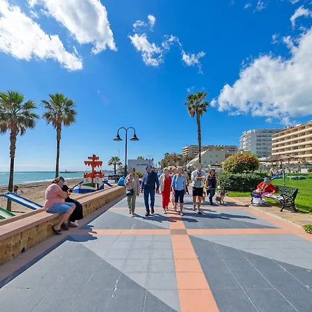 Junto A La Playa Apartamento *