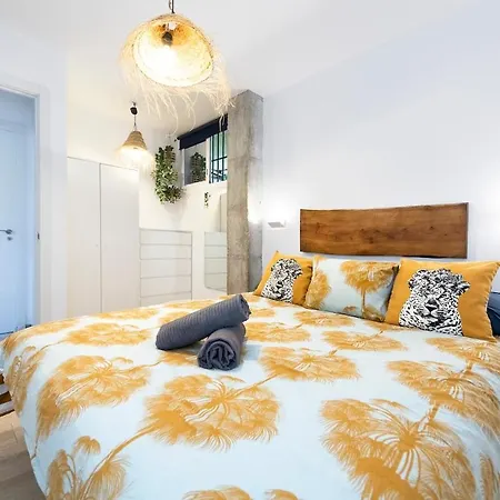 Junto A La Playa * Torremolinos